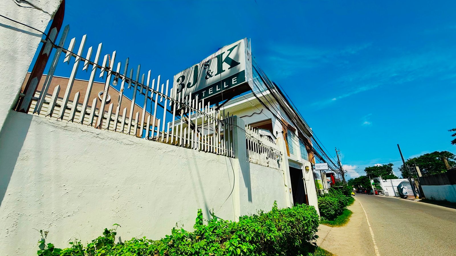 One of many apartments for rent in Lapulapu