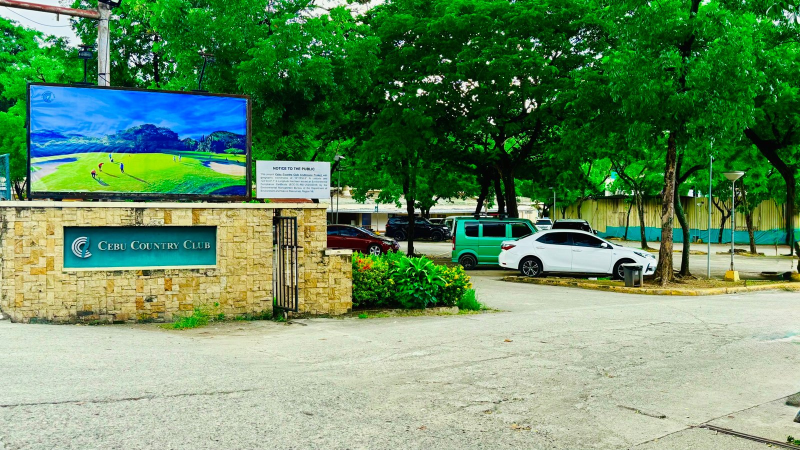 Entrance of iconic Cebu Country Club where there are a lot of commercial lot for sale in Cebu CIty.